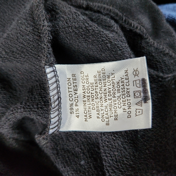 Men's Shirt - Picture 10 of 14